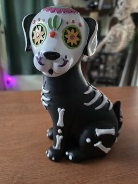 Decorative Black & White Day of the Dead Dog Figurine - Pet-Themed Home Accent